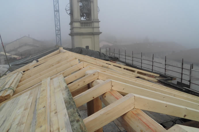 realizzazione chiesa in legno Solza